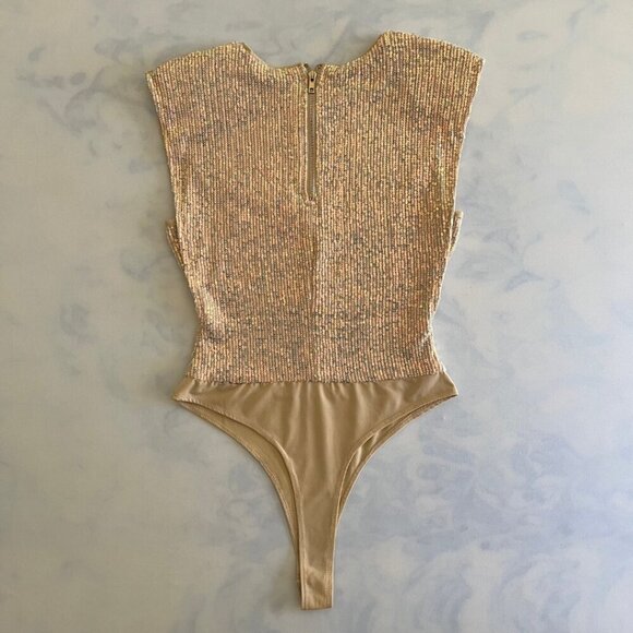 Privy Gold Sparkly Sequin Sleeveless Bodysuit Top - Picture 2 of 7